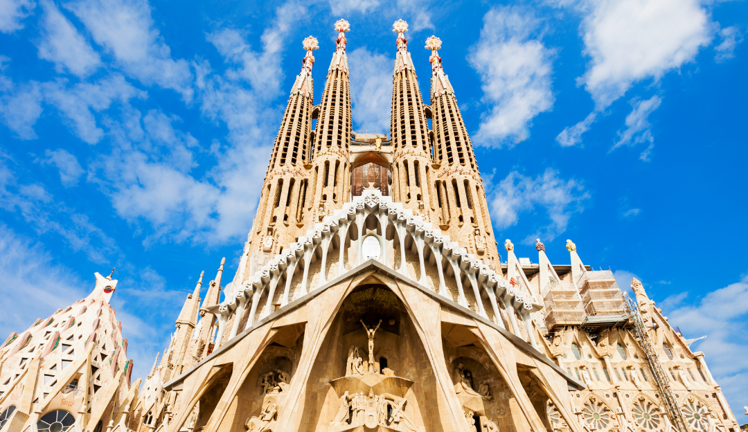 Sagrada Familia tour Barcelona